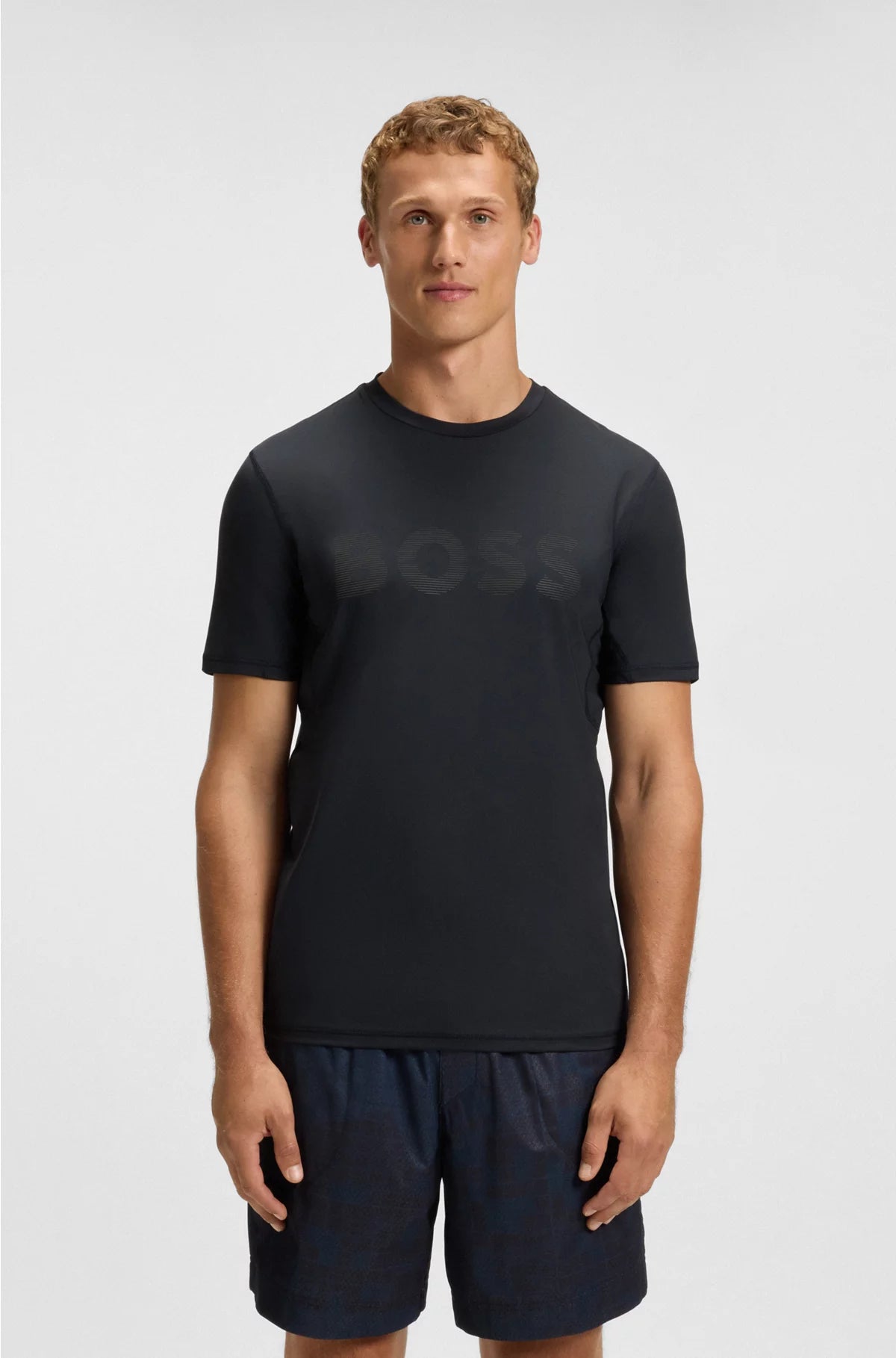 ACTIVE SLIM-FIT T-SHIRT WITH MOISTURE MANAGEMENT