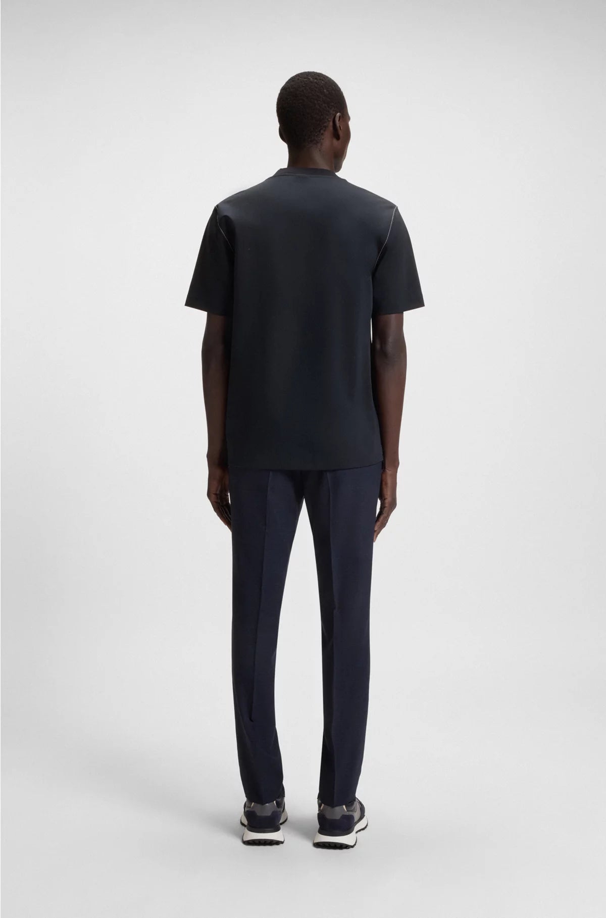 COTTON-BLEND T-SHIRT WITH POCKET DETAIL