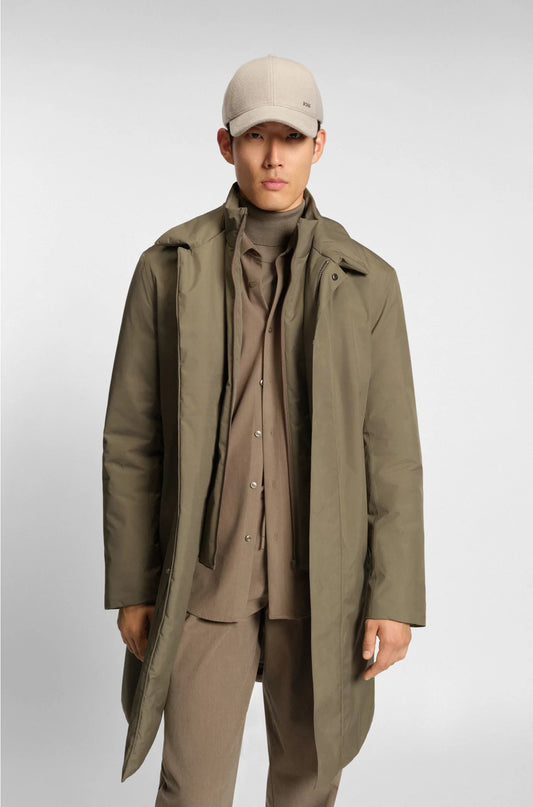 GORE-TEX? WATERPROOF COAT WITH DETACHABLE BIB