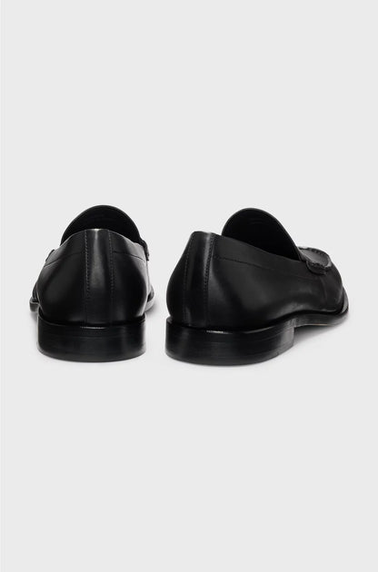 LOAFERS IN SMOOTH LEATHER WITH PENNY TRIM