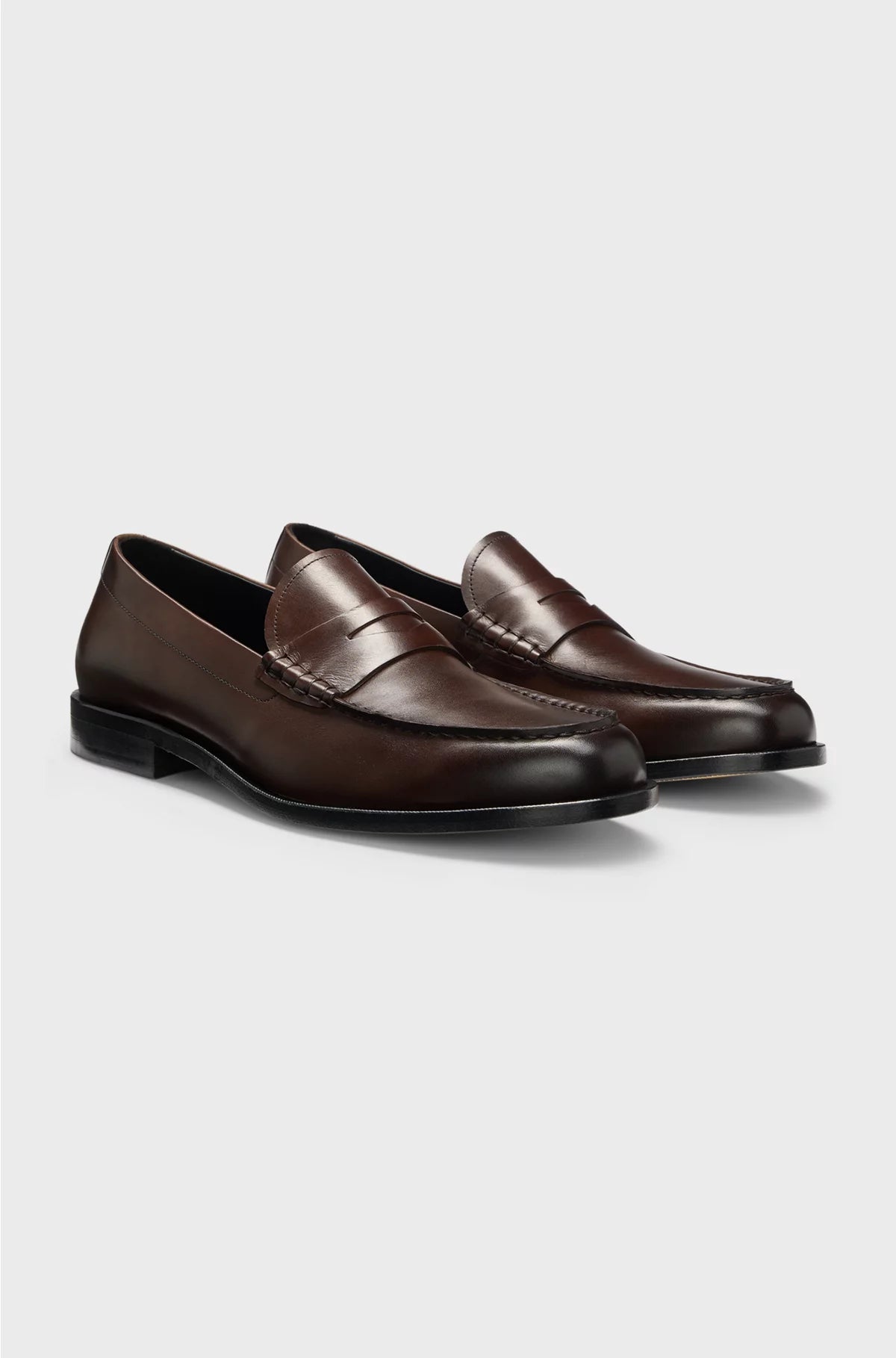 LOAFERS IN SMOOTH LEATHER WITH PENNY TRIM