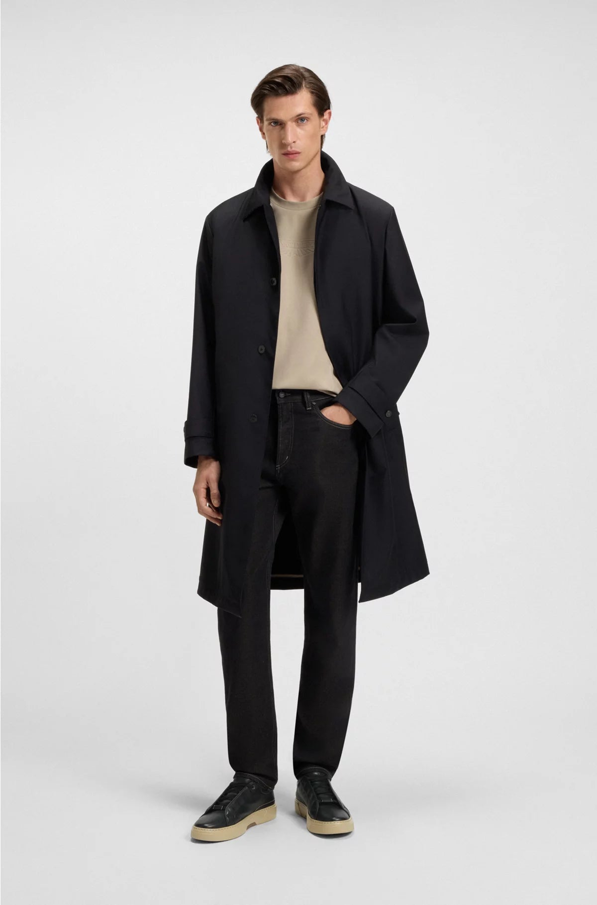 TRAINERS IN GRAINED LEATHER