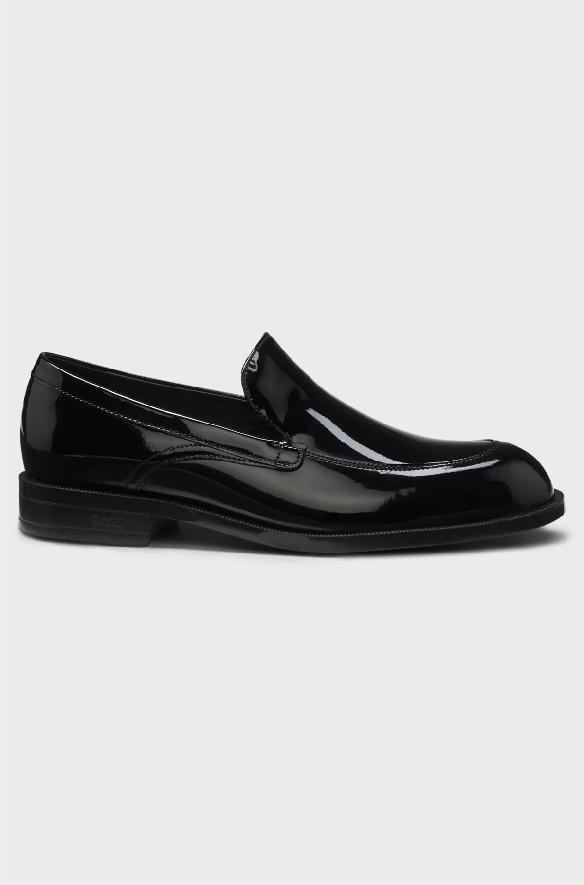 LOAFERS IN PATENT LEATHER